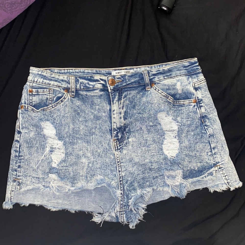 Almost Famous Shorts